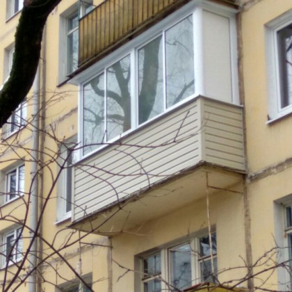 Остекление и отделка балкона 3 кв.м